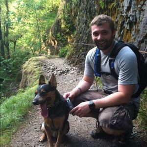 Meet your Posher, Logan